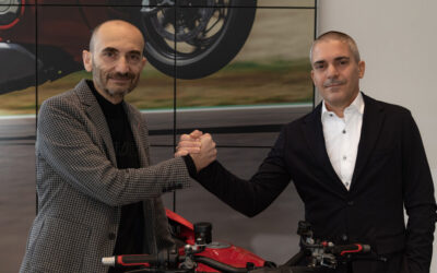 Solo Enduro - Il magazine degli enduristi italiani 17 E-BIKE Ducati rilancia la propria presenza nel ciclismo con una nuova gamma di bici ad alte prestazioni